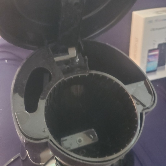 Coffee maker - Picture 3 of 4